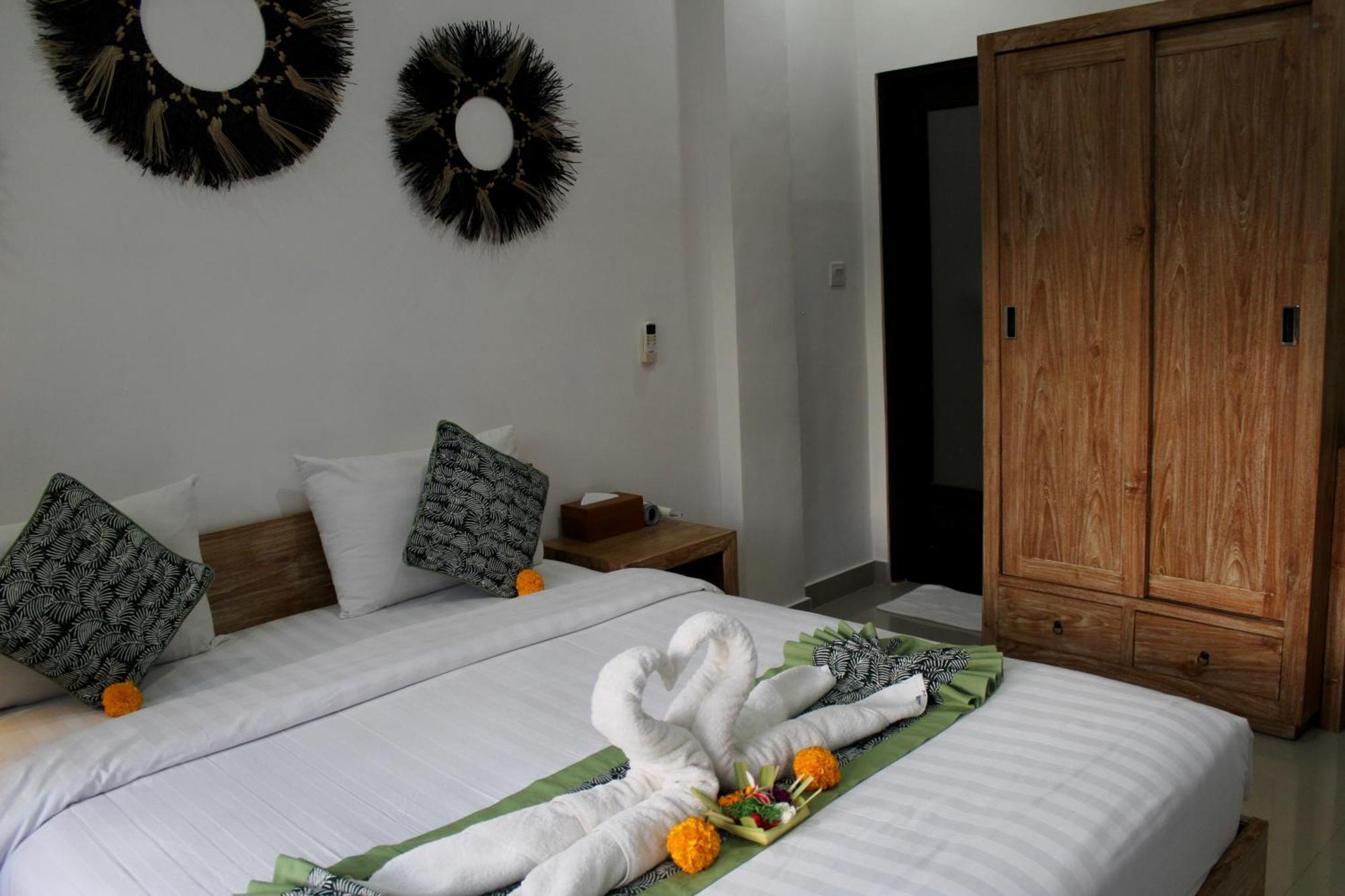 Hanaka Riverside Ubud Extérieur photo