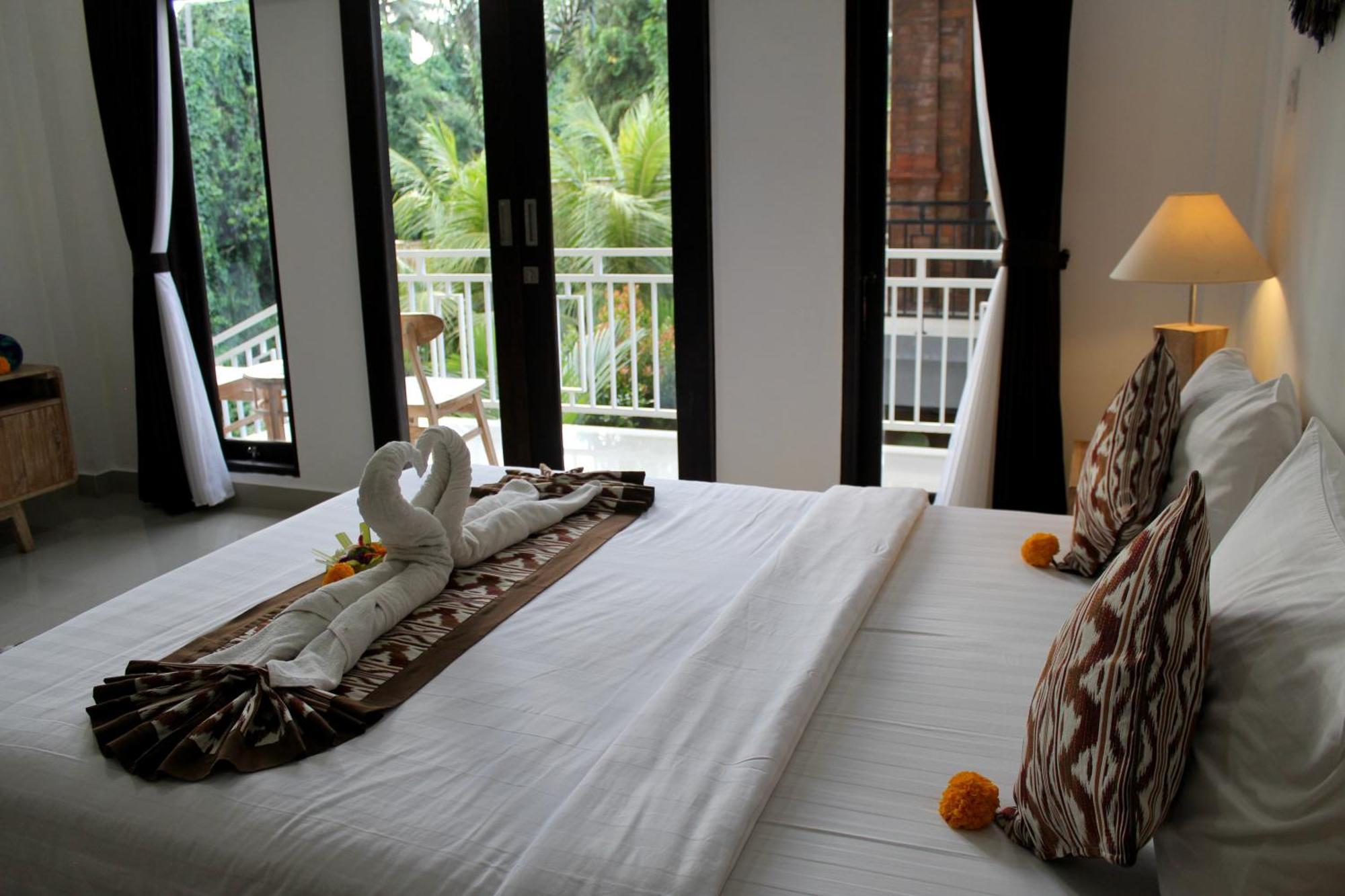 Hanaka Riverside Ubud Extérieur photo