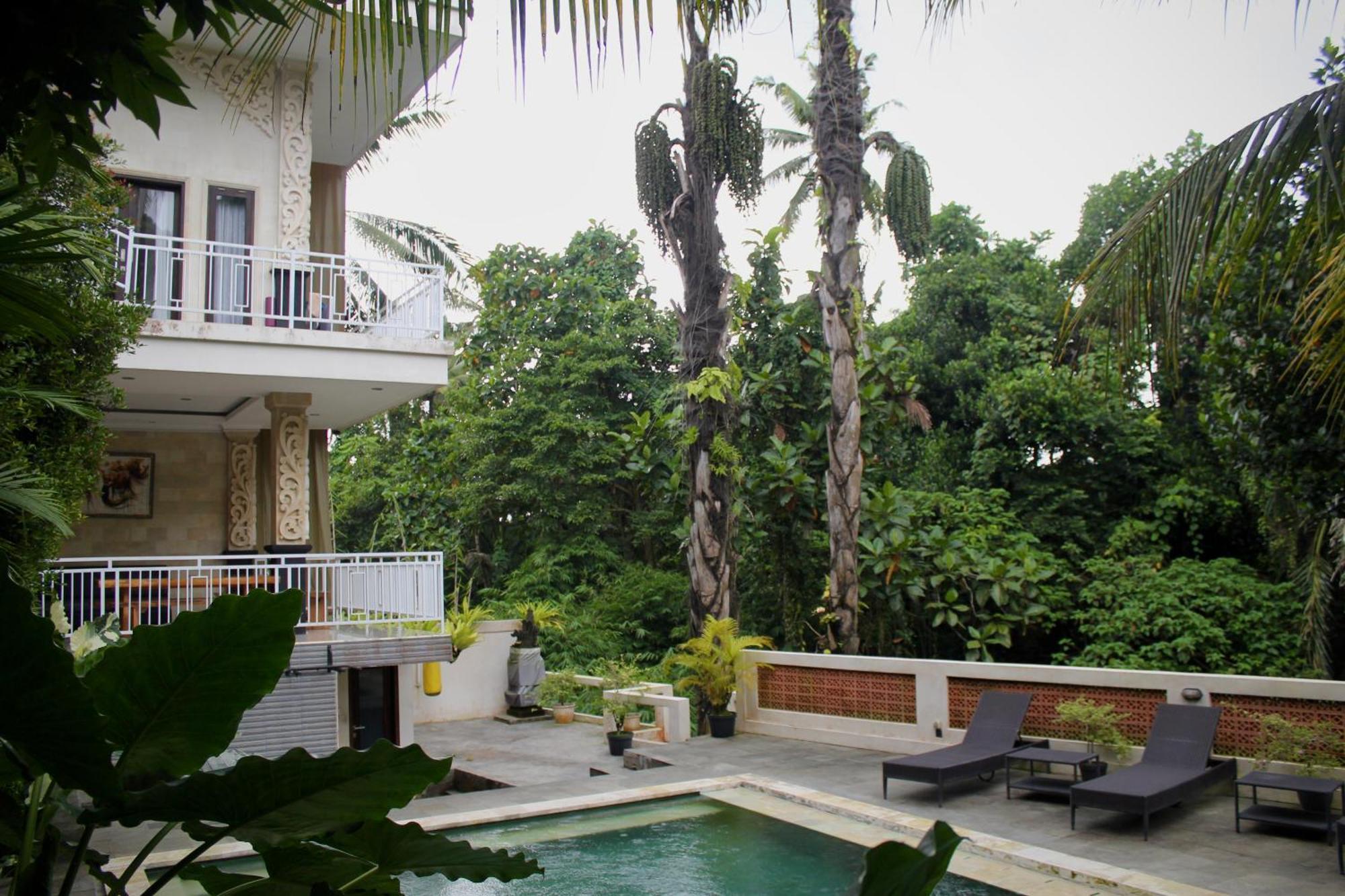 Hanaka Riverside Ubud Extérieur photo
