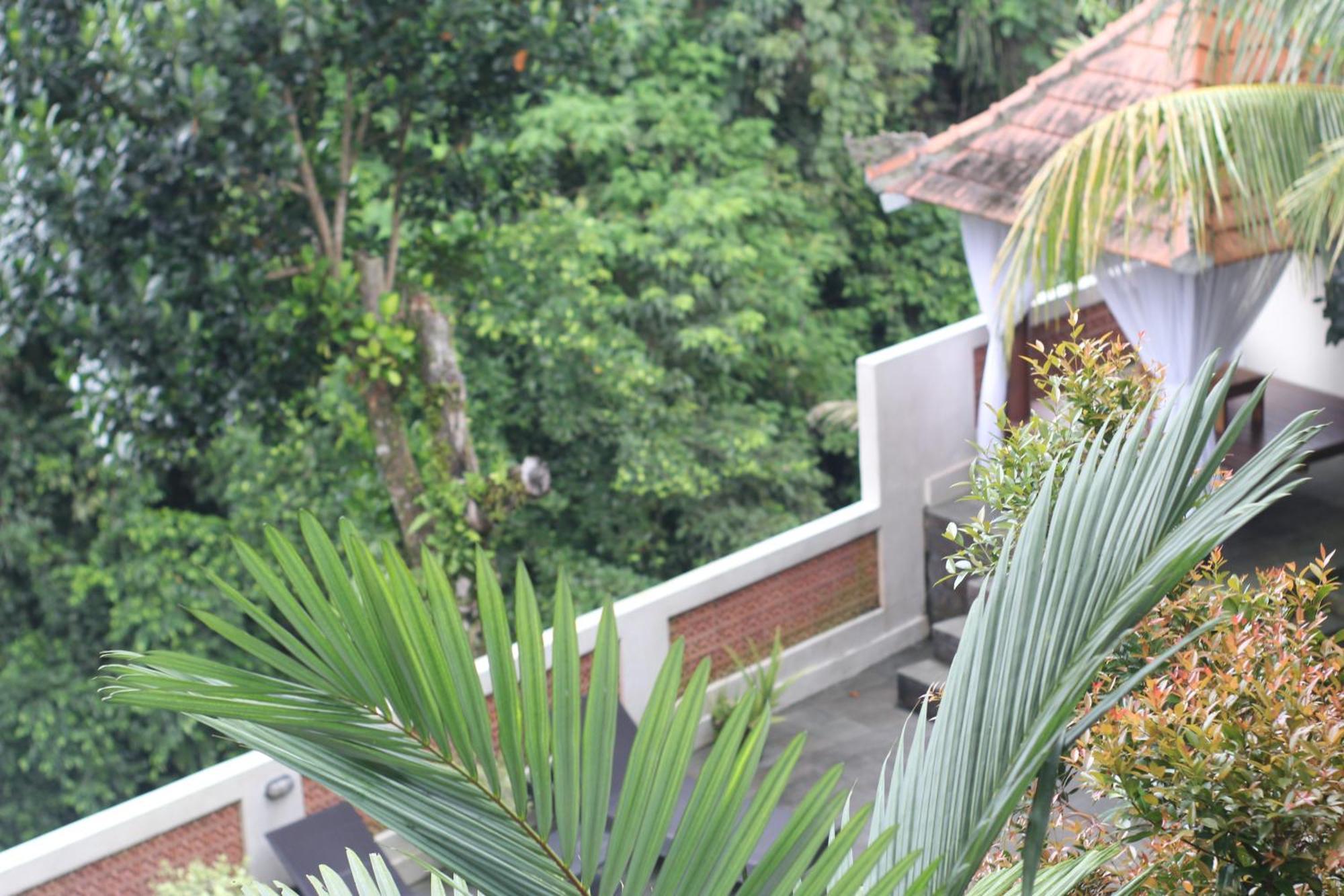Hanaka Riverside Ubud Extérieur photo