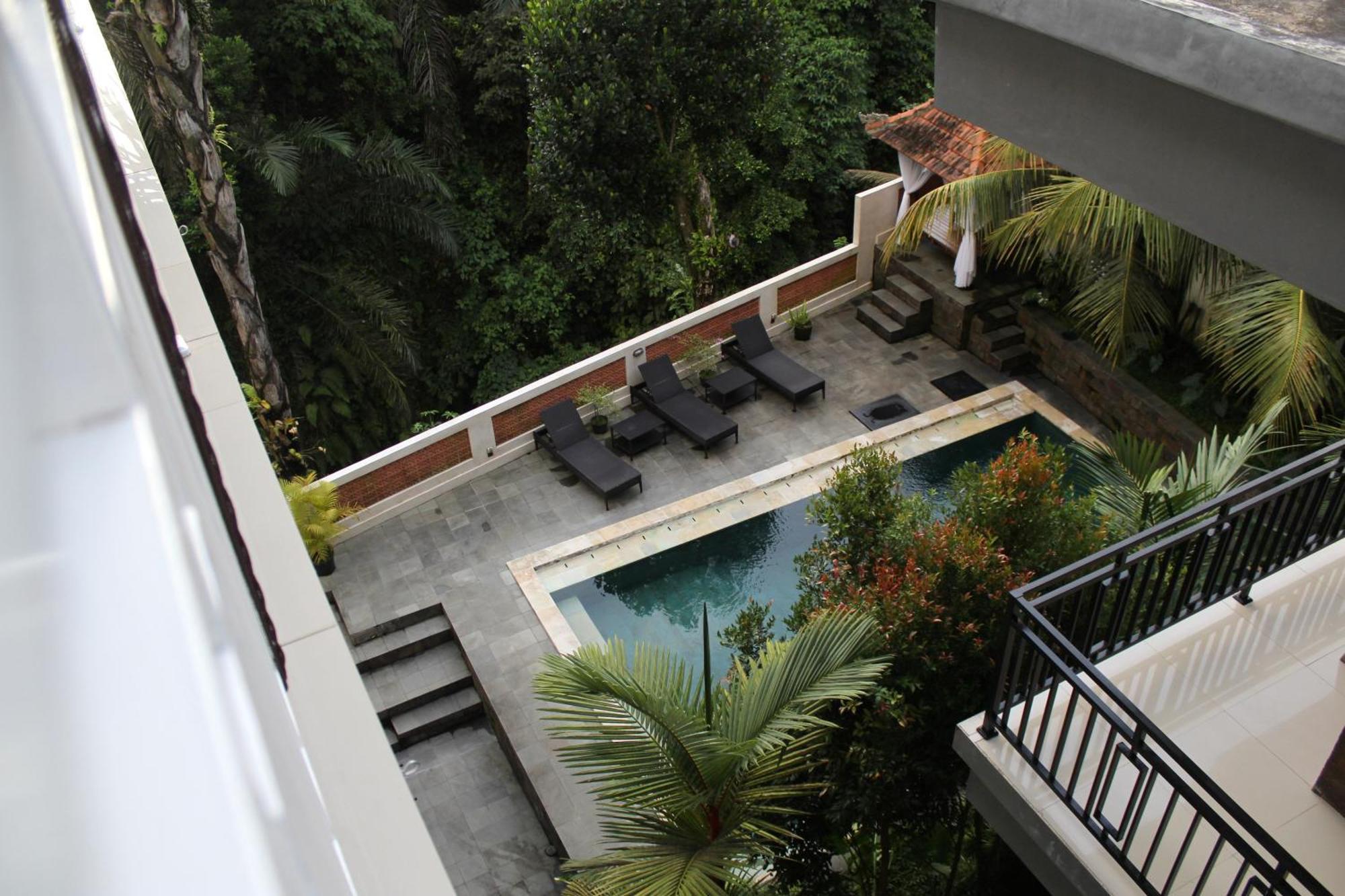 Hanaka Riverside Ubud Extérieur photo